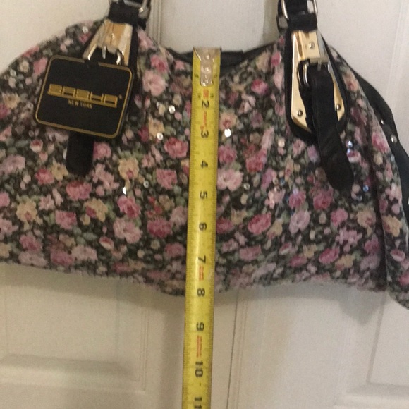 Floral sequins purse - Picture 4 of 5